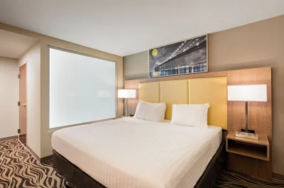 Holiday Inn Express Brooklyn