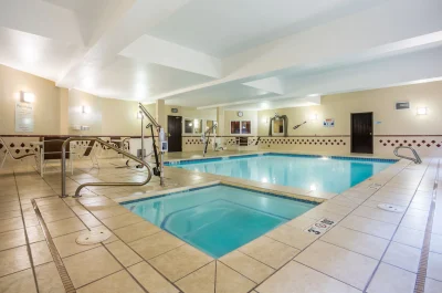 Holiday Inn Express Layton 2