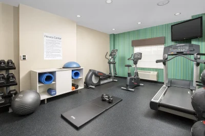 Holiday Inn Express & Suites Annapolis, an IHG Hotel 3