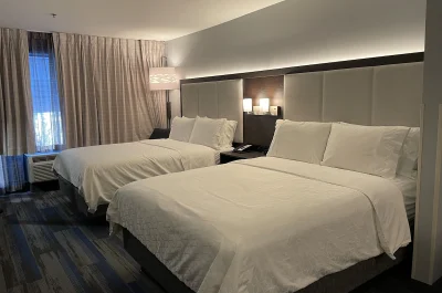 Holiday Inn Express & Suites Columbia - East Elkridge 1