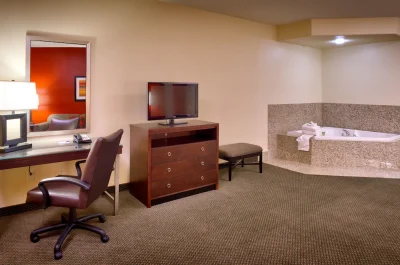 Holiday Inn Express & Suites Mesquite Nevada, an IHG Hotel jacuzzi