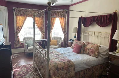 Inn at 835 Boutique Hotel 2