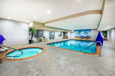 La Quinta Inn & Suite Kingwood Houston 1