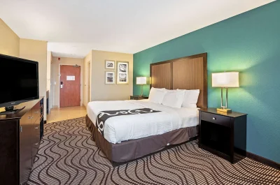 La Quinta Inn & Suites by Wyndham Boise Towne Square 1