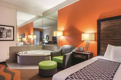 La Quinta Inn & Suites by Wyndham Prattville 4