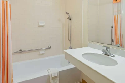 La Quinta by Wyndham Salt Lake City - Layton 2