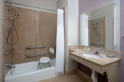 La Quinta by Wyndham Snellville - Stone Mountain 2