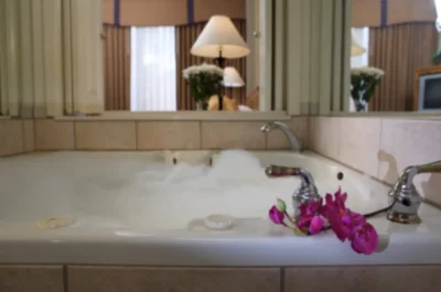 London Bridge Resort jacuzzi