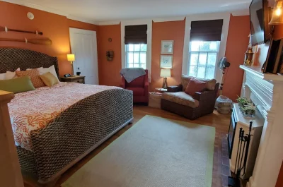 Mansion Farm Inn 1