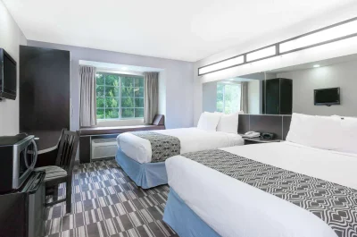 Microtel Inn & Suites by Wyndham Hoover Birmingham 2