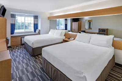 Microtel Inn & Suites by Wyndham Plattsburgh 1