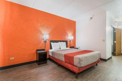 Motel 6 Bridgeview 3