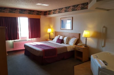 Mountainview Lodge and Suites Bozeman Montana jacuzzi