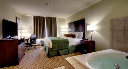 North Dakota Jacuzzi in room North Dakota Jacuzzi in room