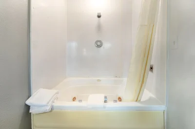 OYO Hotel Kinder 1