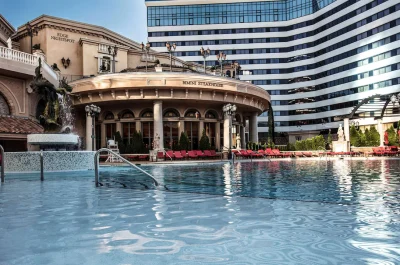Peppermill Resort Spa Casino 4
