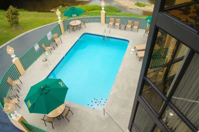Pigeon River Inn 1