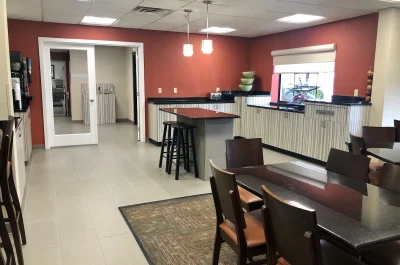 Ramada Limited Mount Sterling1
