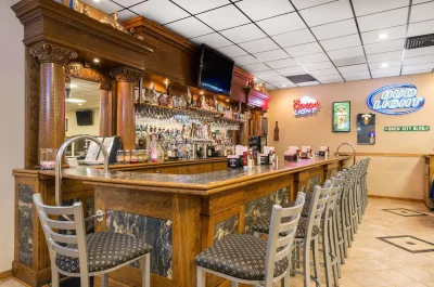 Ramada by Wyndham Paintsville Hotel & Conference Center3