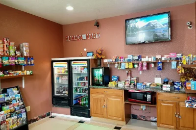 Ramada by Wyndham South Waco 4