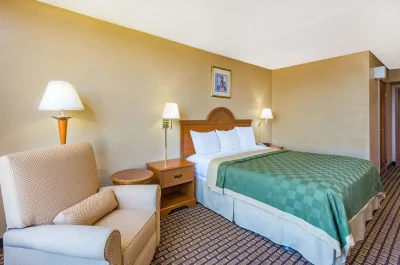 Ramada by Wyndham West Atlantic City 2