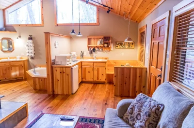 Ruidoso Lodge Cabin 4