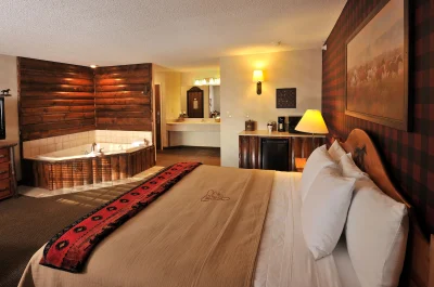 Stoney Creek Hotel St. Joseph jacuzzi