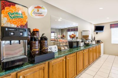 Super 8 by Wyndham Chanute4