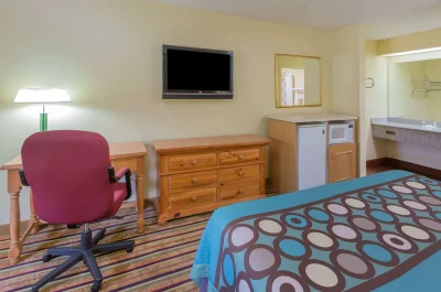 Super 8 by Wyndham NorcrossI-85 Atlanta 3