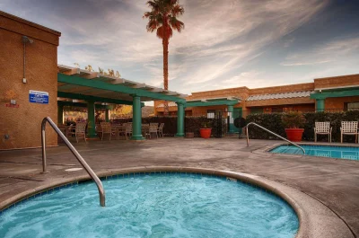 Sure Stay Plus by Best Western Twentynine Palms Joshua Tree 5