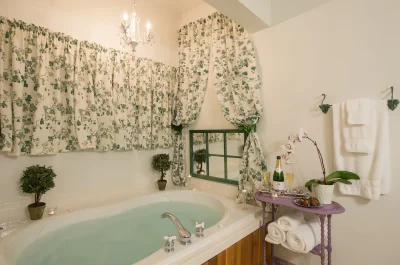 Sutherland House Victorian B&B 2