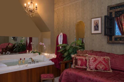 Sutherland House Victorian B&B 4