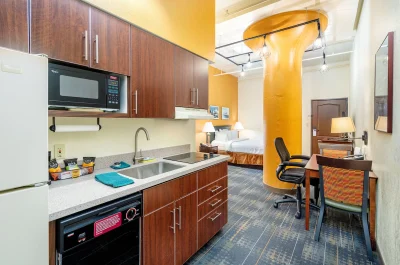 The Suites Hotel at Waterfront Plaza 4