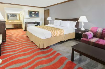 Travelodge Inn & Suites by Wyndham Norman 3