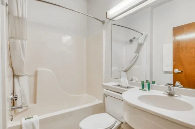 Trident Inn & Suites Baton Rouge1