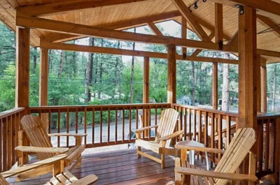 Upper Canyon Inn & Cabins 2