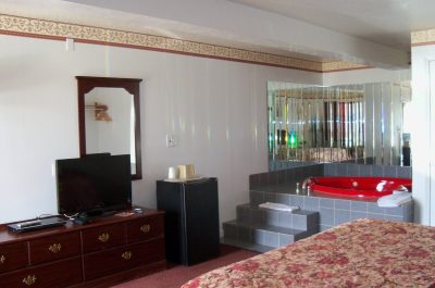 Valley Motel Pittsburgh jacuzzi