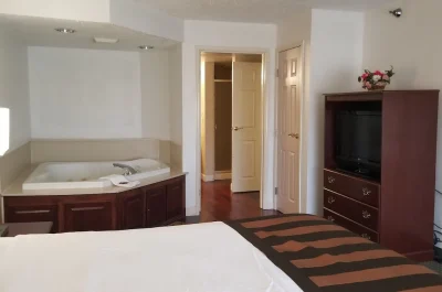 Wingate by Wyndham Indianapolis Airport-Rockville Rd jacuzzi