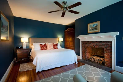 York Harbor Inn 2